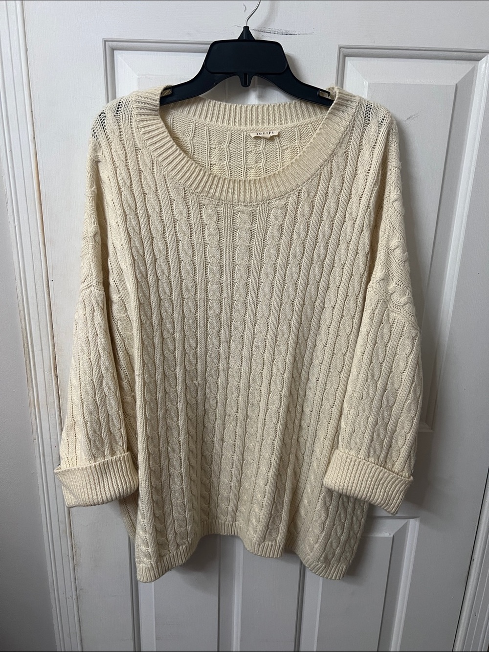 JODIFL Cream Cable-Knit Scoop Neck Sweater
